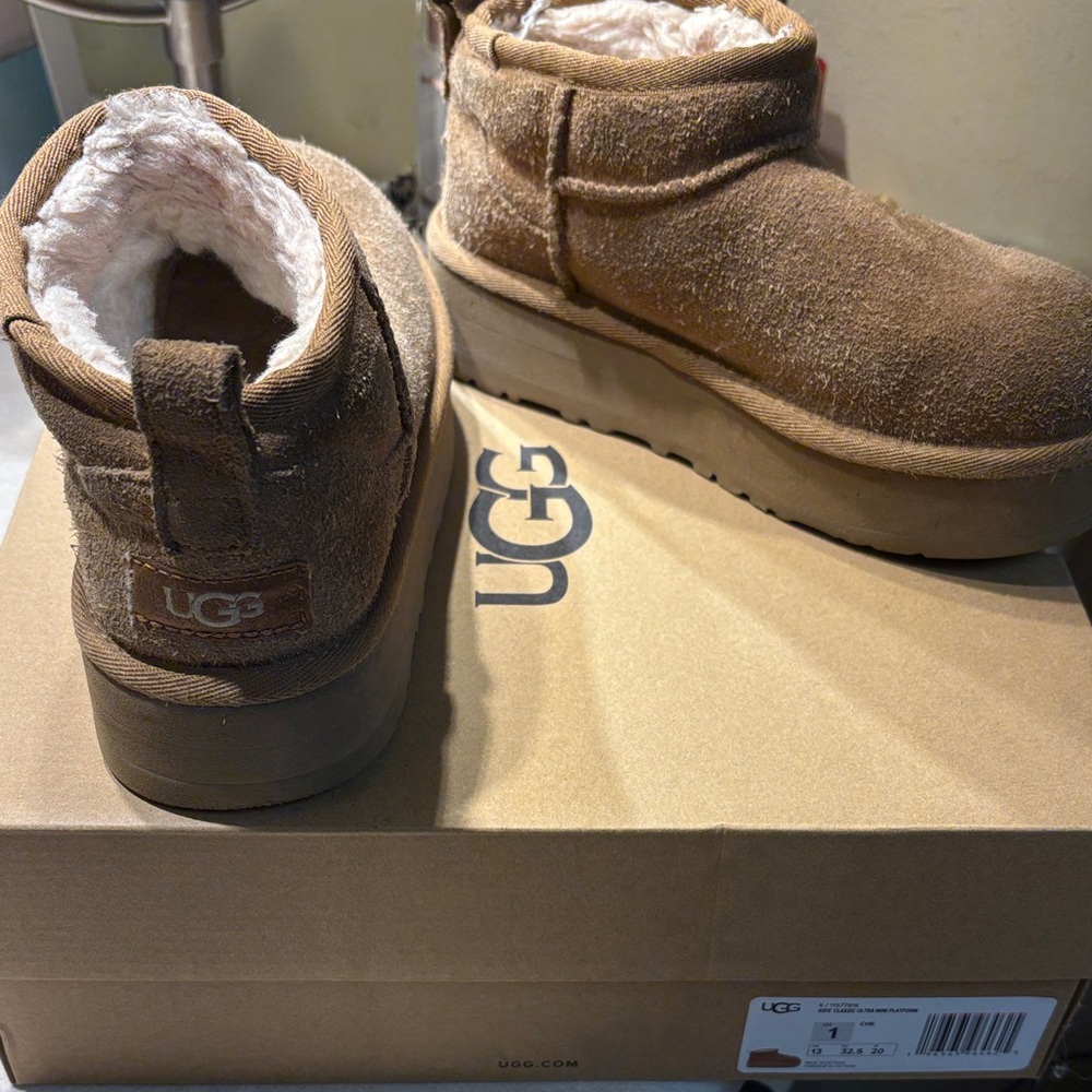 UGG Kids Chestnut Boots